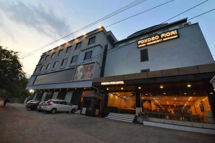 Foxoso Fiori Hotel