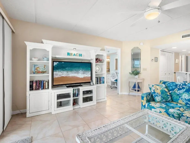 Windjammer 210, 2 Bedrooms, Sleeps 6, Ocean Front, Pool, Elevator — фото 4