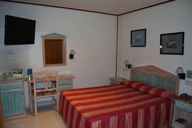 Hotal Azahar — фото 4