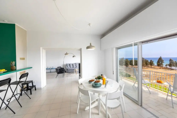 Protaras H2O Seafront Suite — фото 5
