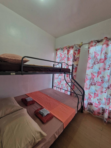 Two Storey With Spacious Balcony!! — фото 3
