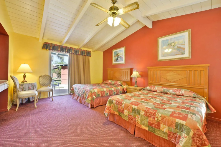 Fallbrook Country Inn — фото 3