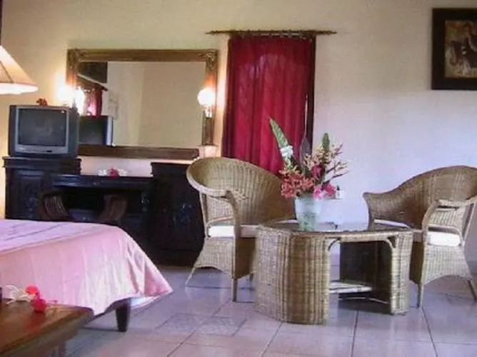 Rambutan Lovina Hotel