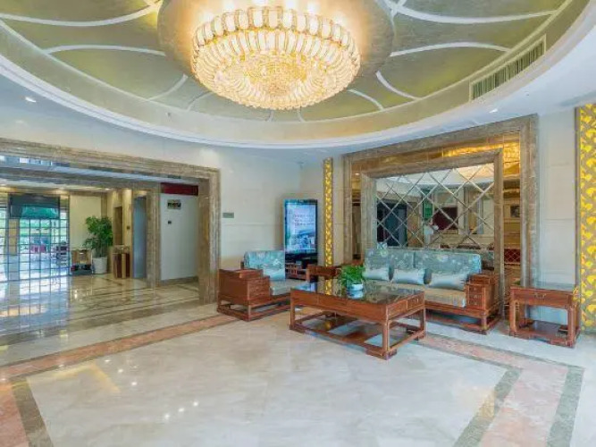 Yi Long Hotel — фото 2