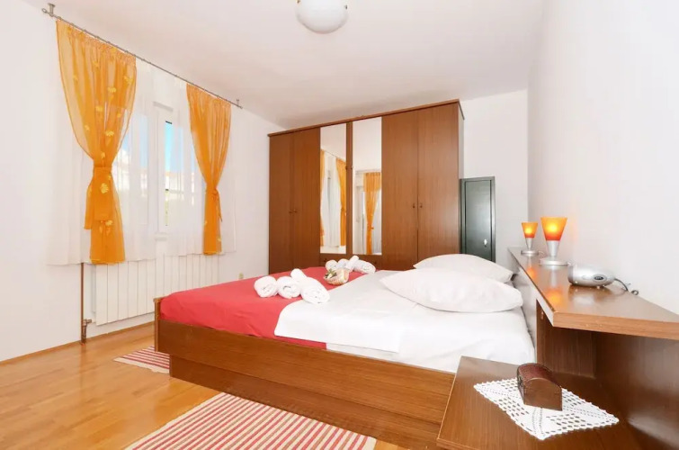 Lilly - spacious 3 bedroom apartment — фото 2