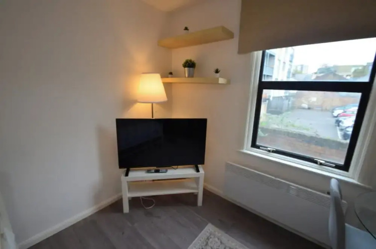Hackney E5 - Perfect for Couples Getaway — фото 5