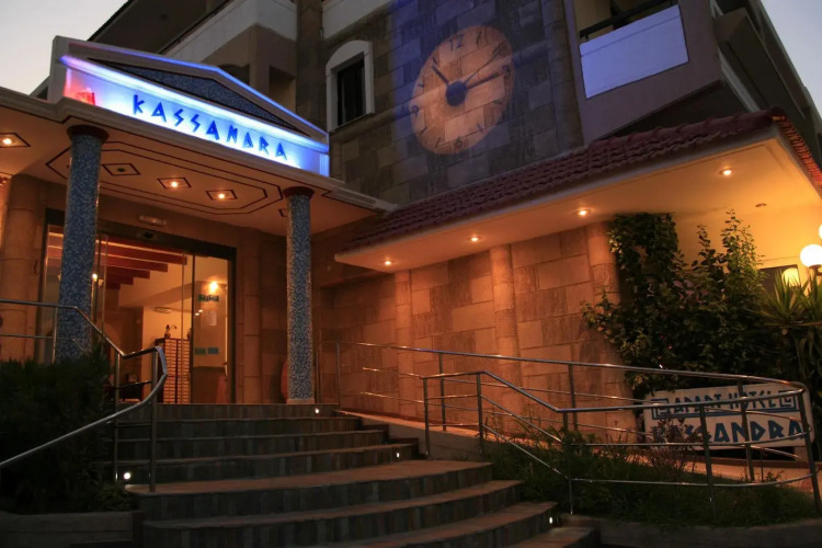 Kassandra Hotel