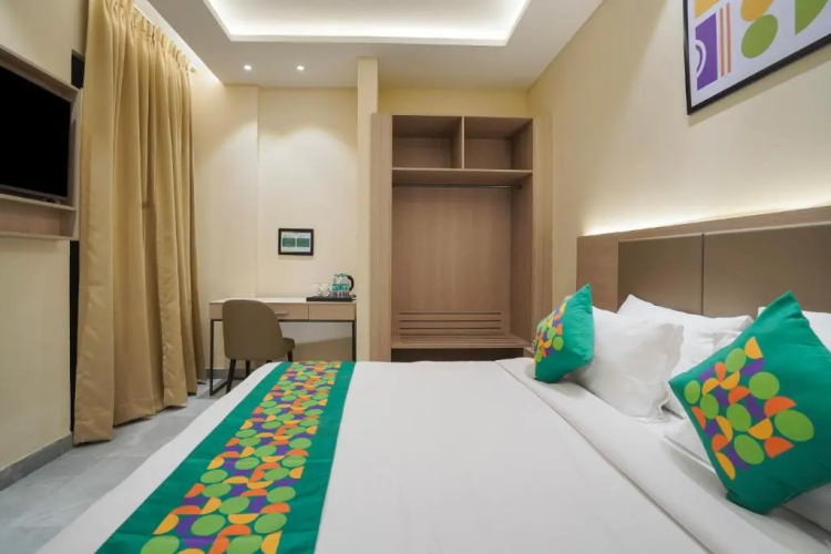 Treebo Premium Indus Crown — фото 4