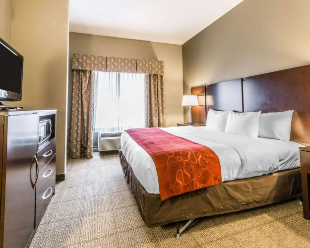 Comfort Suites Commerce — фото 4