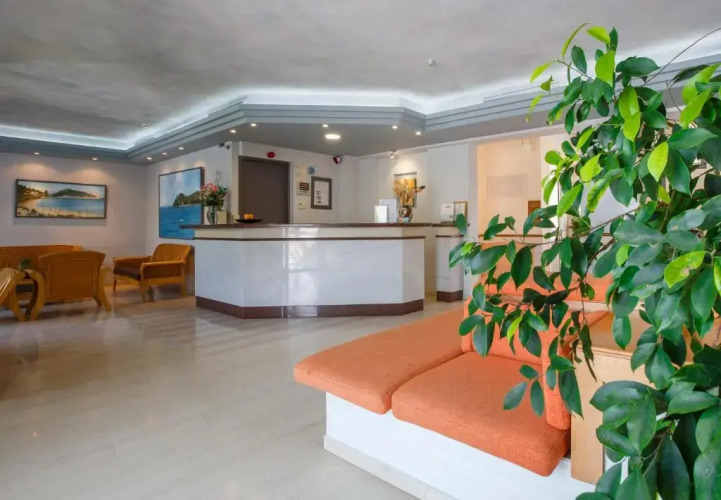 Hotel Tolo