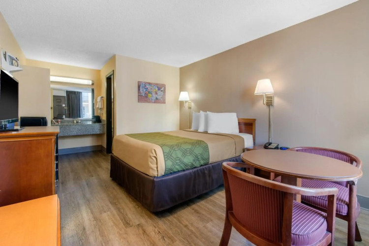 Econo Lodge — фото 4