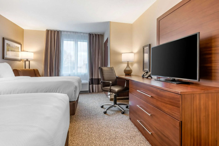 Comfort Inn & Suites — фото 3