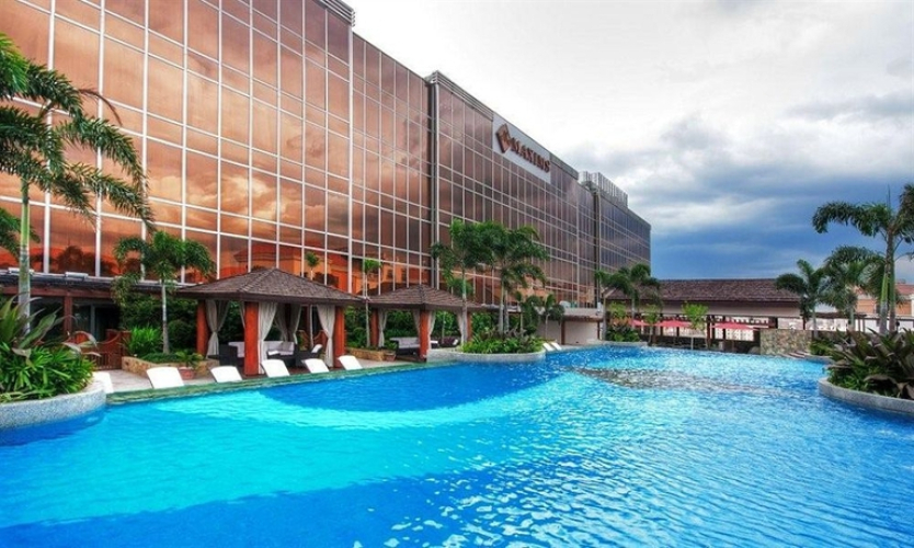 Maxims Hotel — фото 3