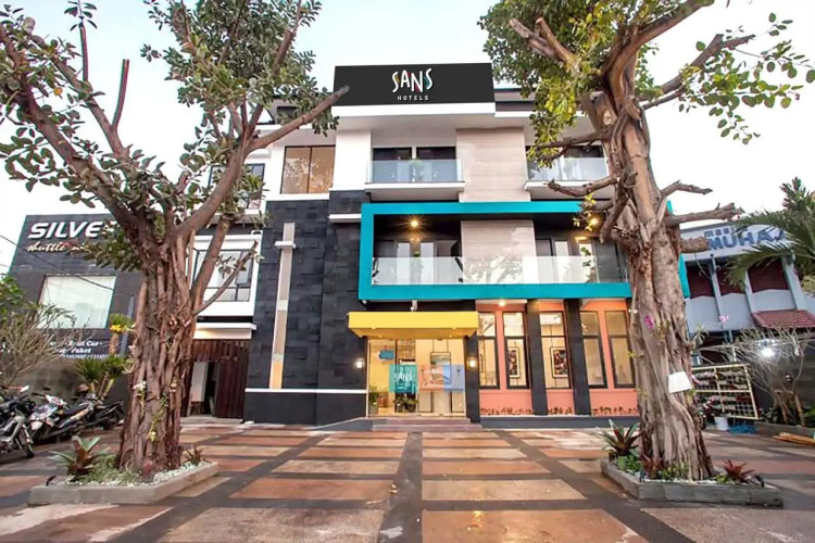 Sans Hotel Fif Fa Premiere Malang
