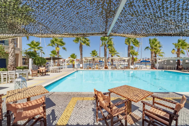 Ianos Hotel — фото 3