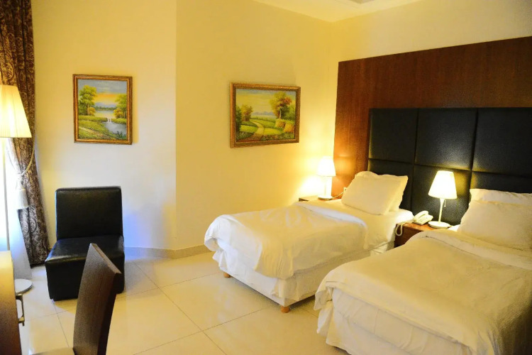 Dolphin Royal Suites — фото 3