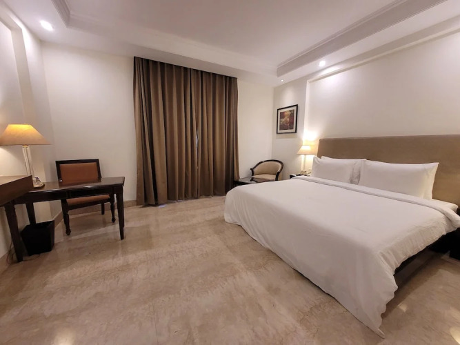 V Sarovar Portico MI Road Jaipur