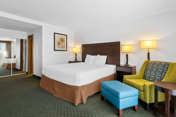 Best Western Date Tree Hotel — фото 4