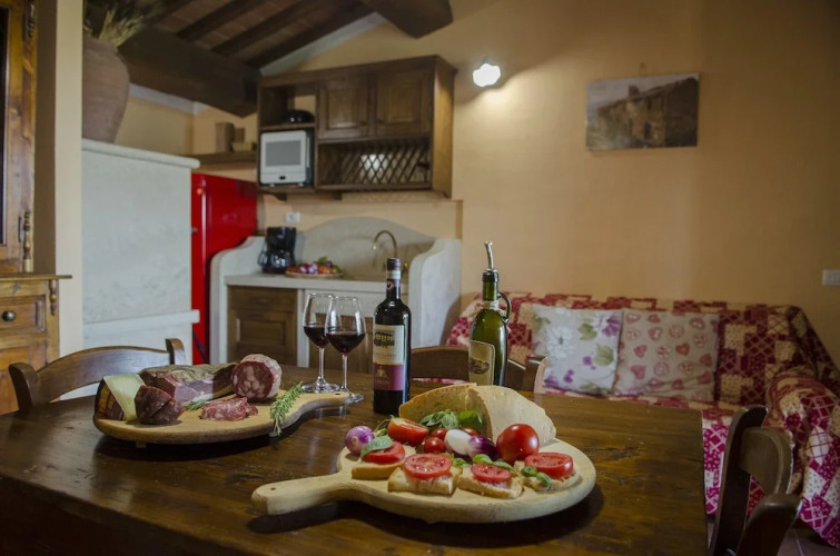 Typical, Charming With Chianti View — фото 2