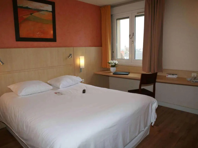 ibis Chateauroux — фото 5