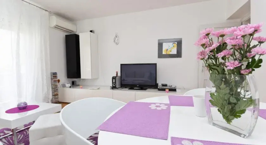 Ultra Split Apartment — фото 4
