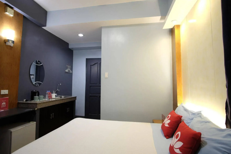 ZEN Rooms Basic Quirino Station — фото 3