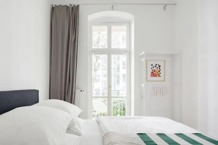 Central Mitte Design Apartment — фото 2