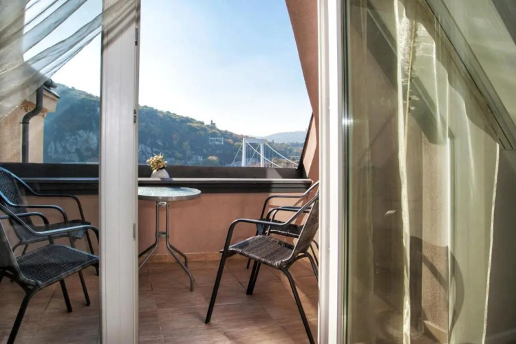 Riverside flat with King Castle view — фото 4