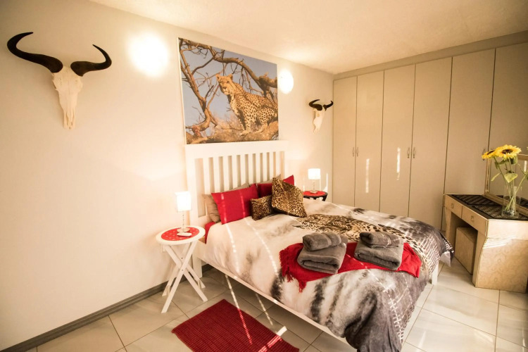 One-bedroom Apartment — фото 2