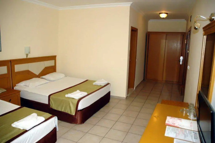 Dragos Beach Hotel — фото 3