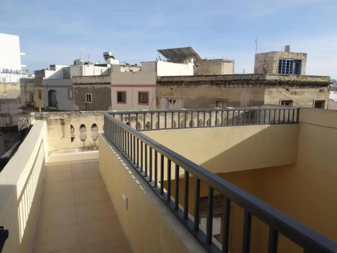 SB3 - Stylish PENTHOUSE - Superb Location Msida — фото 2
