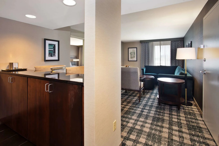 DoubleTree by Hilton Lansing — фото 5