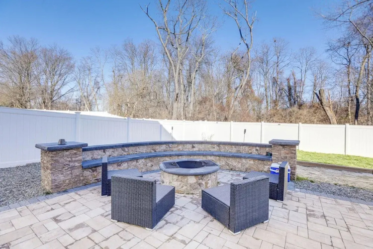 Spacious Ewing Township Home: Home Gym & Deck! — фото 3