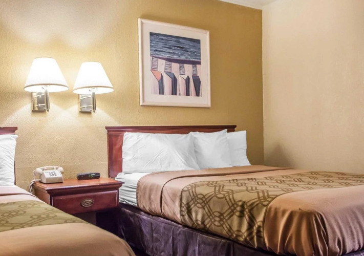 Econo Lodge — фото 5