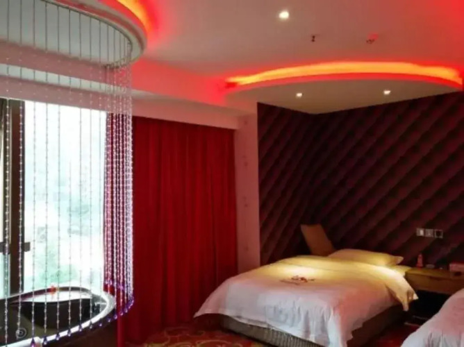 Romantic Love Theme Hotel — фото 4