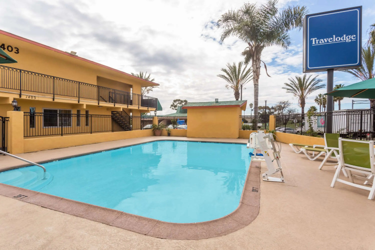 Hotel Avenida - Oceanside Camp Pendleton — фото 3