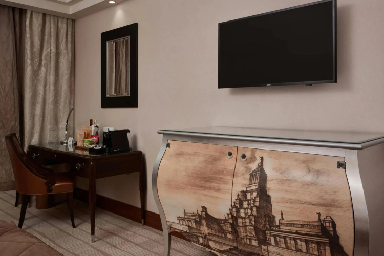 Фотография номера гостиницы Continental Hotel
