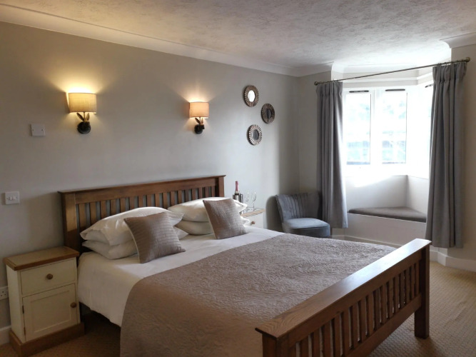 River Haven Hotel