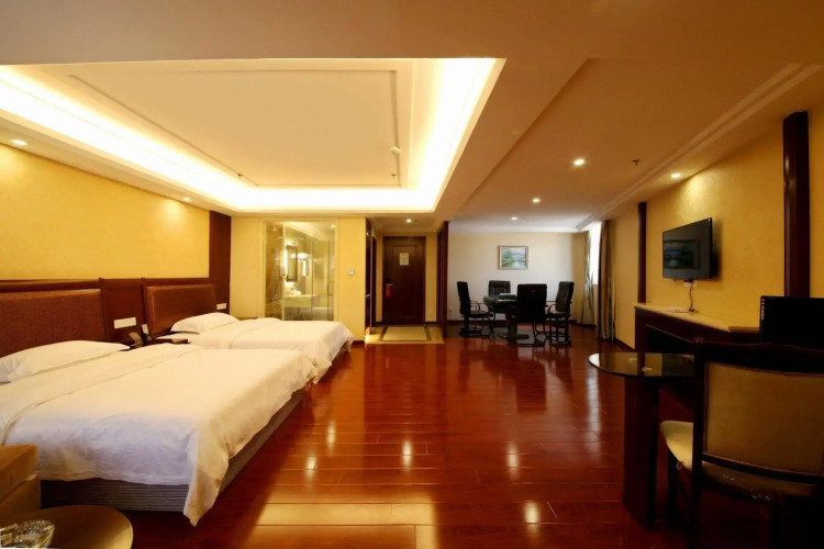 Xinlongcheng Hotel — фото 4