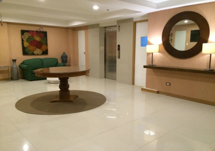 Stone House Hotel Pasay — фото 2