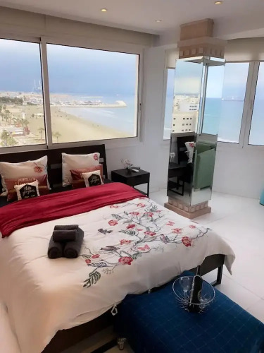 Larnaca Seaview Rooms — фото 4