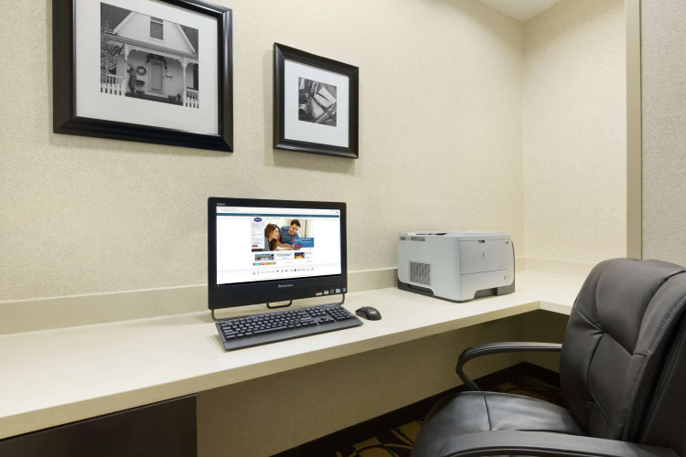 Hampton Inn Lubbock — фото 2