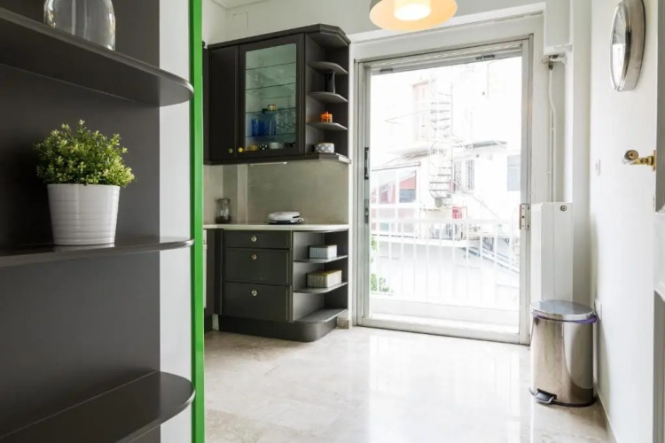 Deco Marble Apt With Acropolis View — фото 3