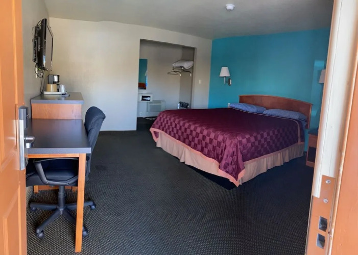 Lone Pine Budget Inn — фото 4