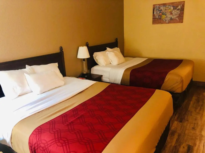Econo Lodge — фото 4