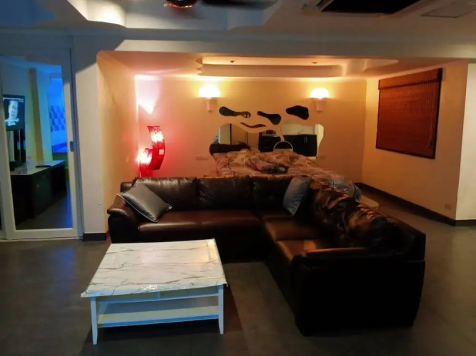 75 sqm Studio Type Jacuzzi Apartment 101a — фото 3