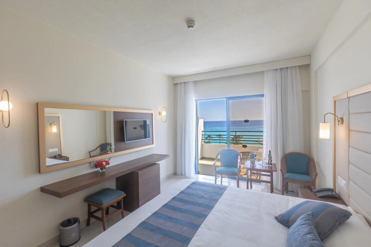 Iliada Beach Hotel — фото 4