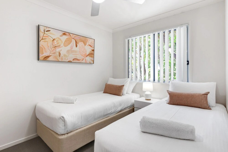 MARJ12- Stylish and Spacious Apartment — фото 2