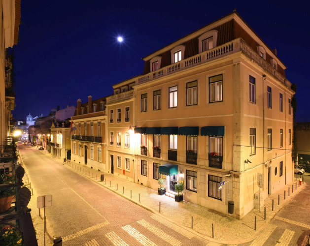 As Janelas Verdes Inn, a Lisbon Heritage Collection