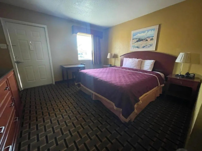 Budget Inn — фото 4